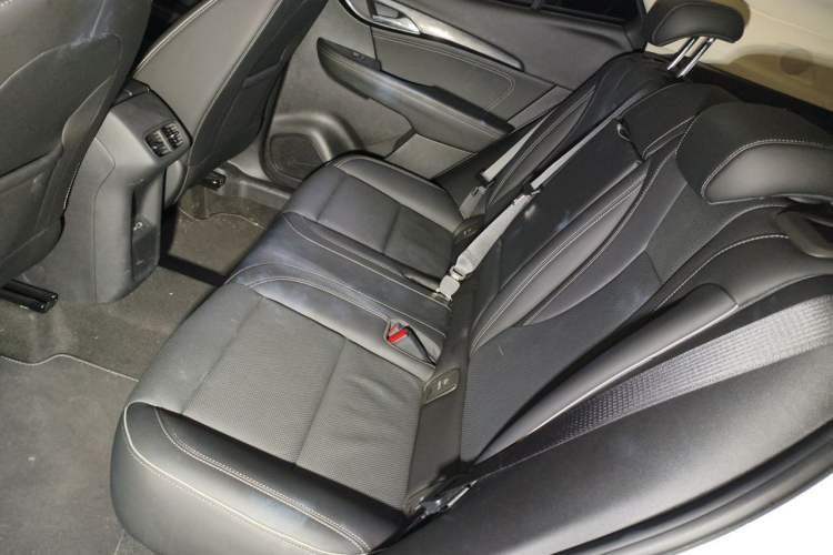 Used Buick Envision 2022 Facelift Encore S 552T Two-Wheel-Drive Luxury Model Left Rear Seat