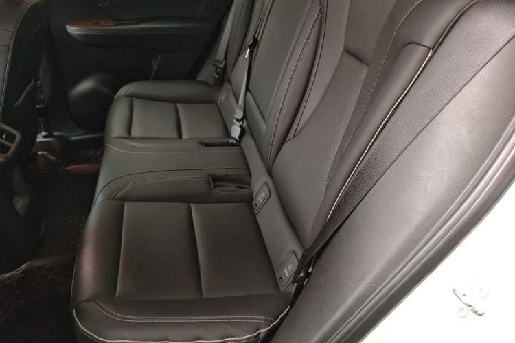 Used Buick Envision 2022 Encore S 552T Two-Wheel-Drive Luxury Model Left Rear Seat