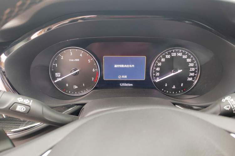 Used Buick Envision 2022 Facelift Encore S 552T Two-Wheel-Drive Luxury Model Odometer Close Up