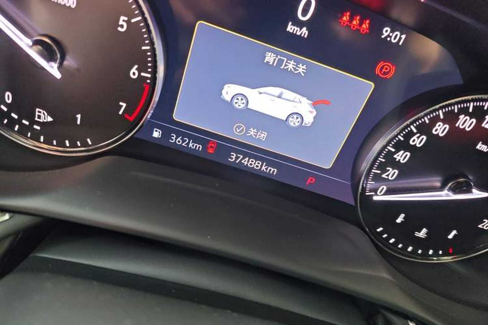 Used Buick Envision 2022 Facelift Encore S 652T Two-Wheel-Drive Luxury Model Odometer Close Up