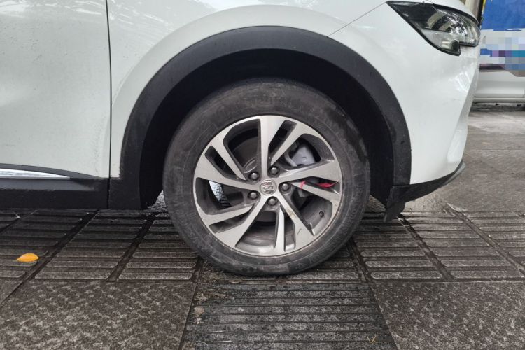 Used Buick Envision 2022 Encore S 552T Two-Wheel-Drive Luxury Model Right Front Wheel Hub