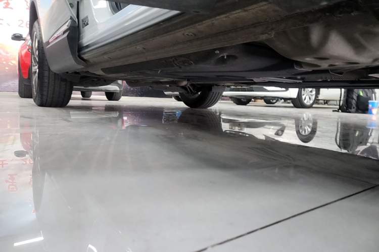 Used Buick Envision 2022 Encore S 552T Two-Wheel Drive Elite Model Right Side Sill