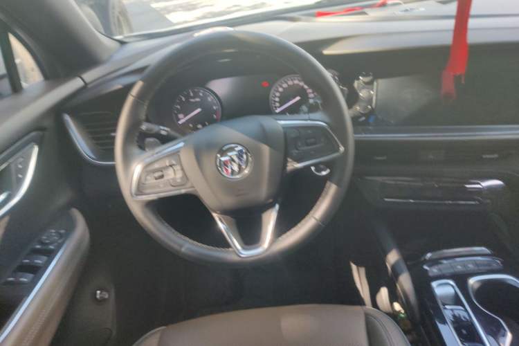 Used Buick Envision 2022 Encore Plus 652T Five-Seat Luxury Model Steering Wheel