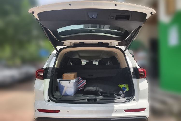 Used Buick Envision 2022 Encore Plus 652T Five-Seat Luxury Model Trunk