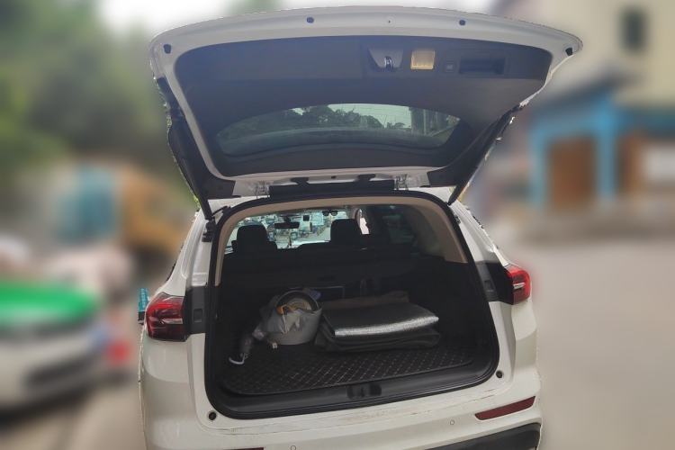 Used Buick Envision 2022 Encore Plus 652T Five-Seat Luxury Model Trunk
