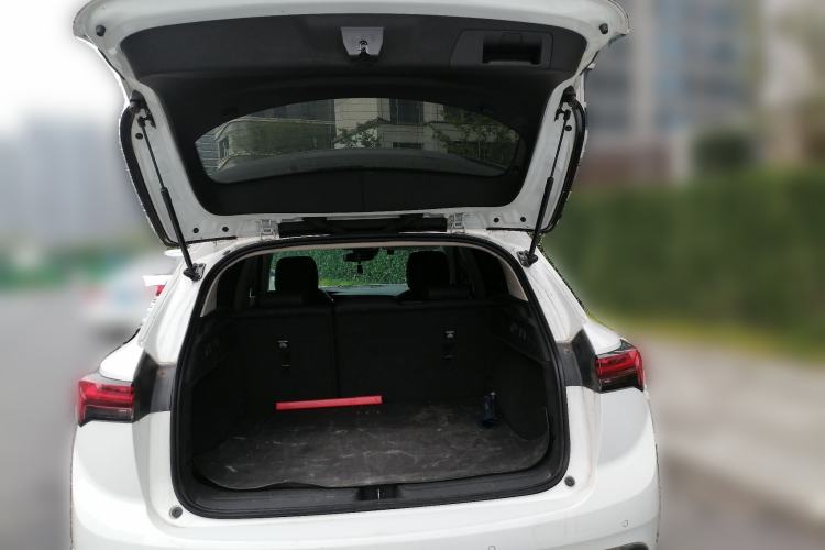 Used Buick Envision 2022 Facelift Encore S 552T Two-Wheel-Drive Luxury Model Trunk