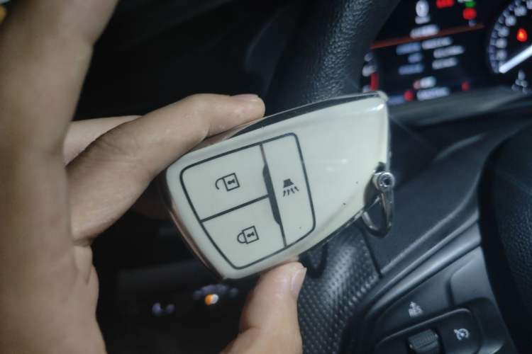 Used Buick Envision 2022 Encore S 552T Two-Wheel Drive Elite Model Vehicle Key