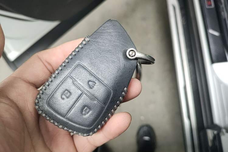 Used Buick Envision 2022 Encore S 552T Two-Wheel-Drive Luxury Model Vehicle Key