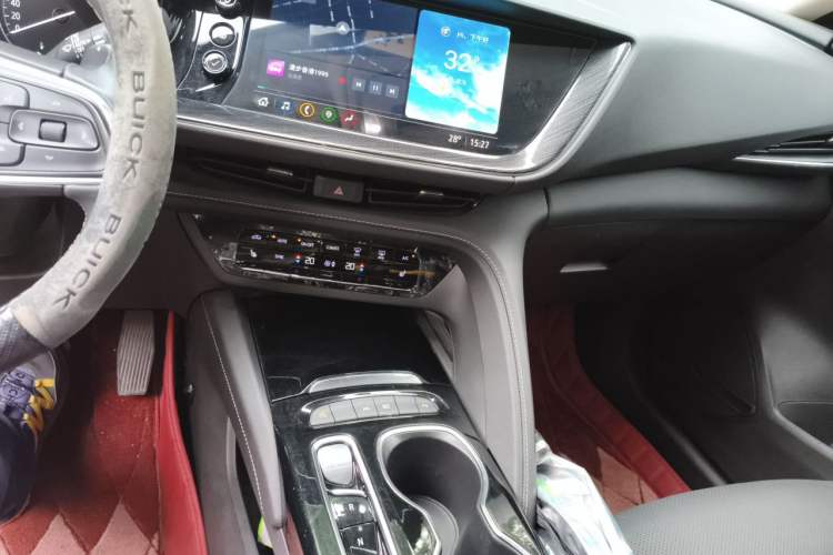 Used Buick Envision 2022 Encore Plus 652T Five-Seat Luxury Model Audio And AC Panel