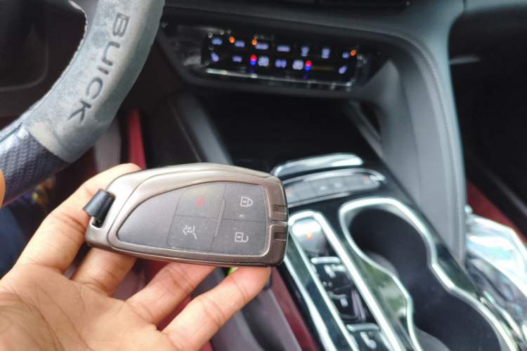 Used Buick Envision 2022 Encore Plus 652T Five-Seat Luxury Model Vehicle Key