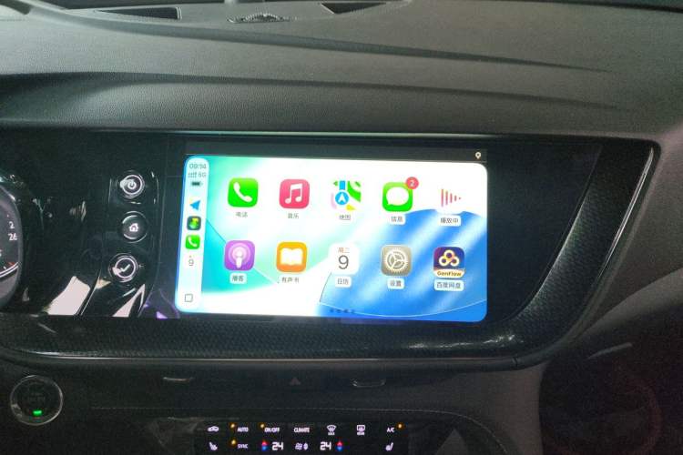 Used Buick Envision 2023 Encore Plus 652T Five-Seat Luxury Model Audio And AC Panel
