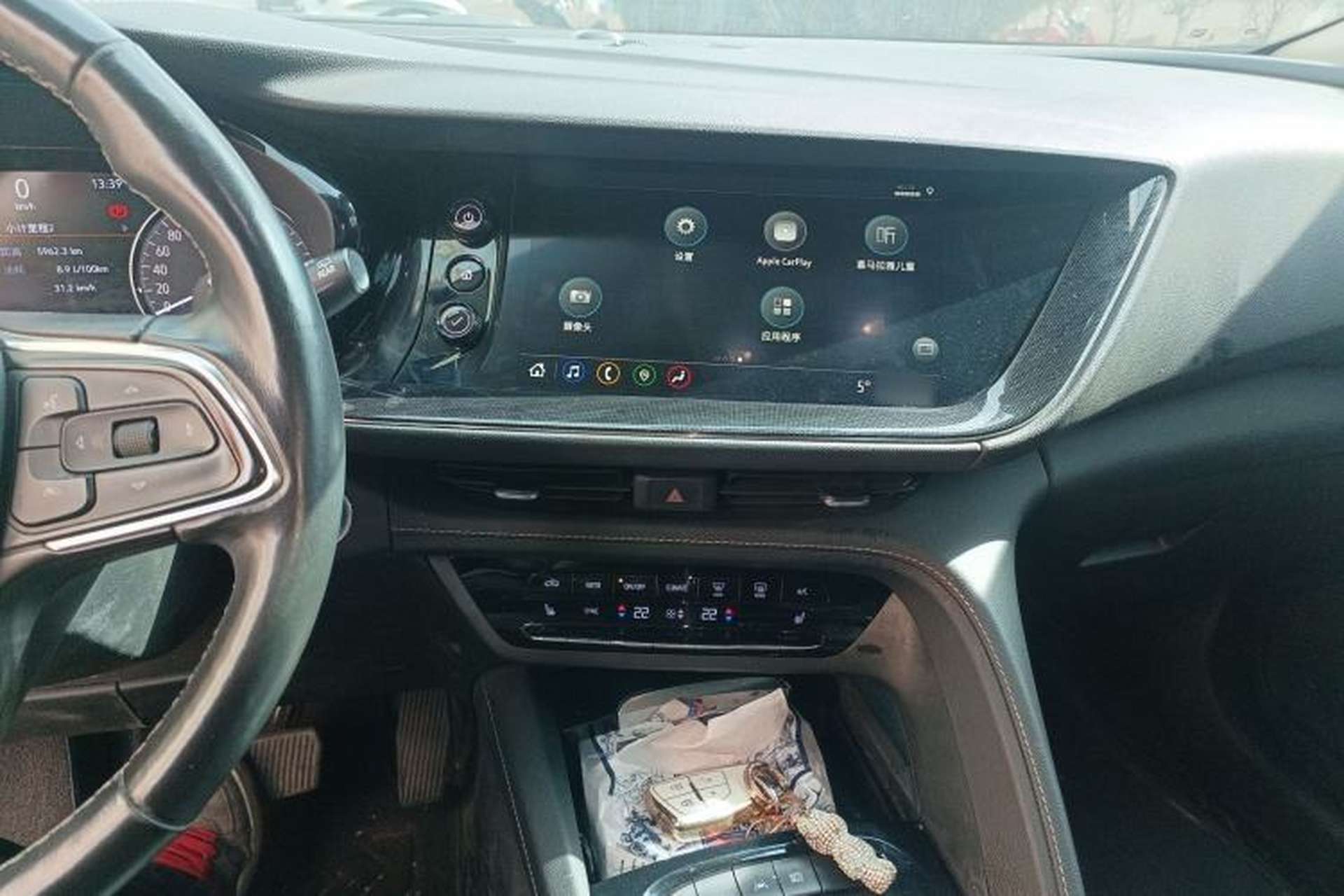 Used Buick Envision 2023 Encore Plus 652T Five-Seat Luxury Model Audio And AC Panel