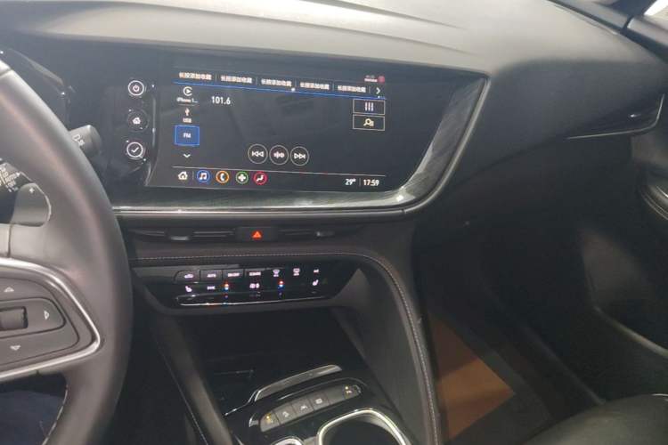 Used Buick Envision 2023 Encore Plus 652T Five-Seat All-Wheel-Drive Luxury Model Audio And AC Panel
