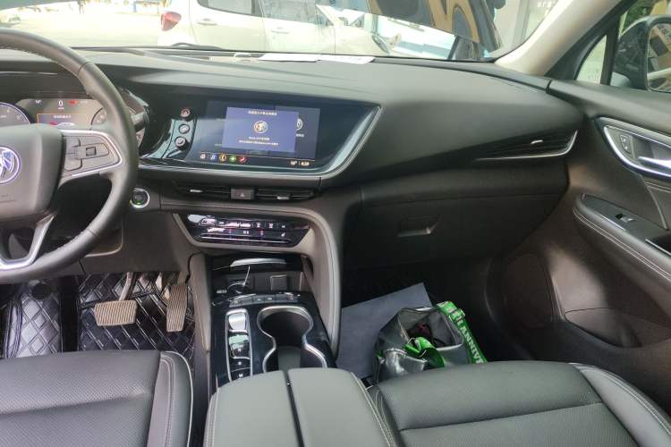 Used Buick Envision 2023 Encore Plus 652T Five-Seat Luxury Model Audio And AC Panel