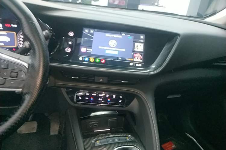 Used Buick Envision 2023 Encore Plus 652T Five-Seat Luxury Model Audio And AC Panel