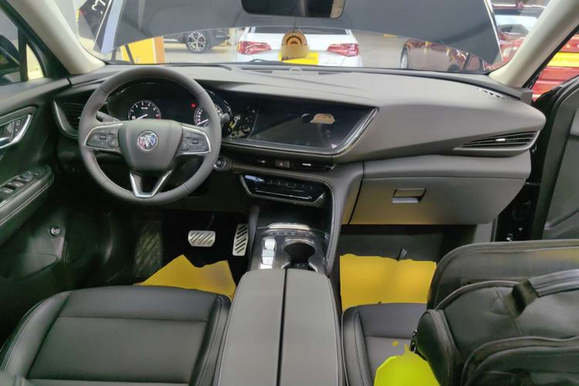 Used Buick Envision 2023 Encore Plus 652T Five-Seat All-Wheel-Drive Luxury Model Center Console