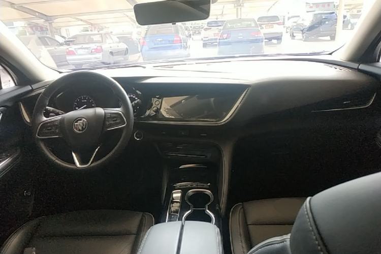 Used Buick Envision 2023 Encore Plus 652T Five-Seat Luxury Model Center Console