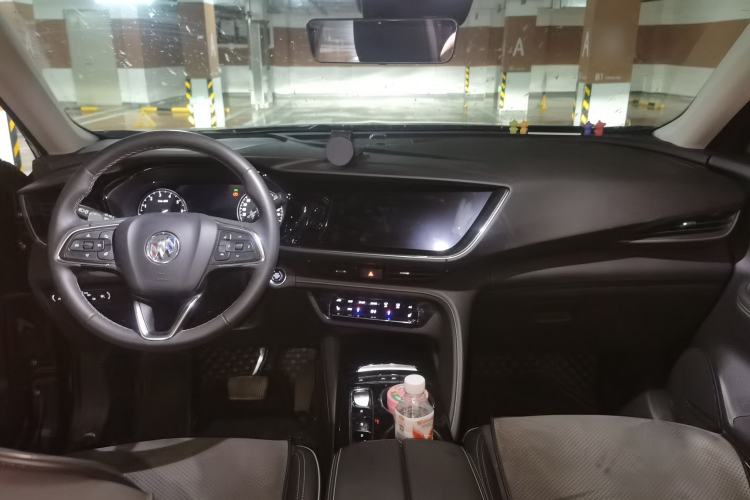 Used Buick Envision 2023 Encore Plus 652T Five-Seat Luxury Model Center Console