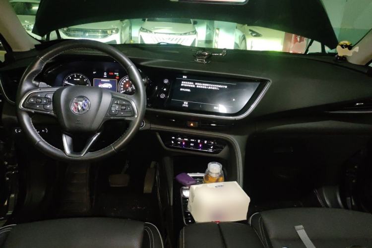 Used Buick Envision 2023 Encore Plus 652T Five-Seat Luxury Model Center Console