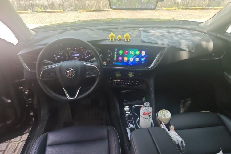 Used Buick Envision 2023 Encore Plus 652T Five-Seat All-Wheel-Drive Luxury Model Center Console