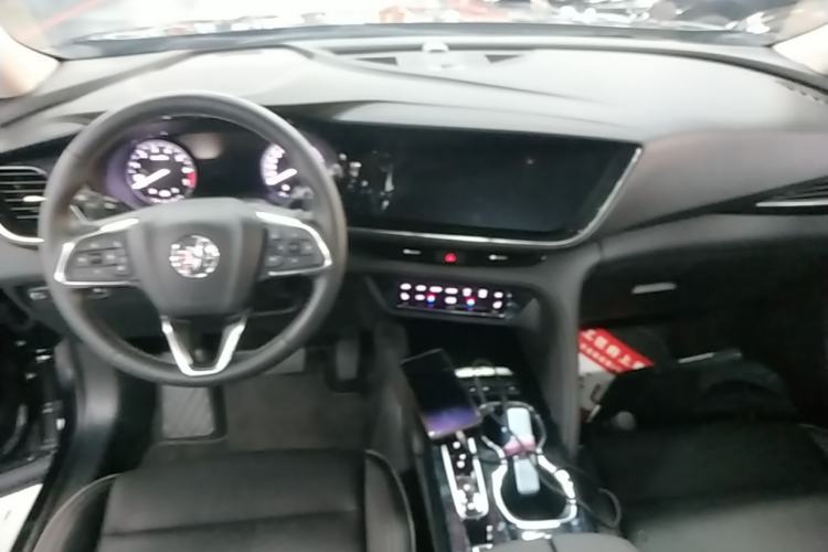 Used Buick Envision 2023 Encore Plus 652T Five-Seat All-Wheel-Drive Luxury Model Center Console