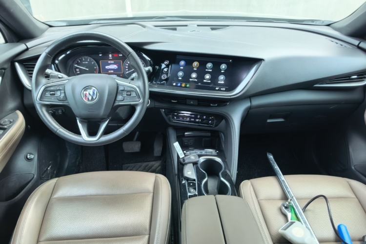 Used Buick Envision 2023 Encore Plus 652T Five-Seat Luxury Model Center Console