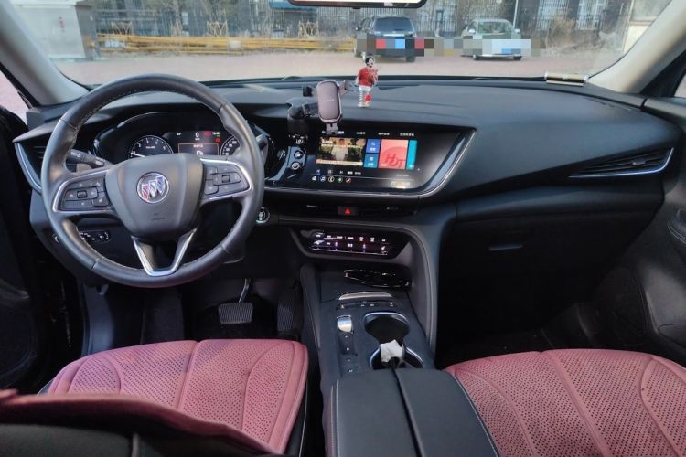 Used Buick Envision 2023 Encore Plus 652T Five-Seat Luxury Model Center Console