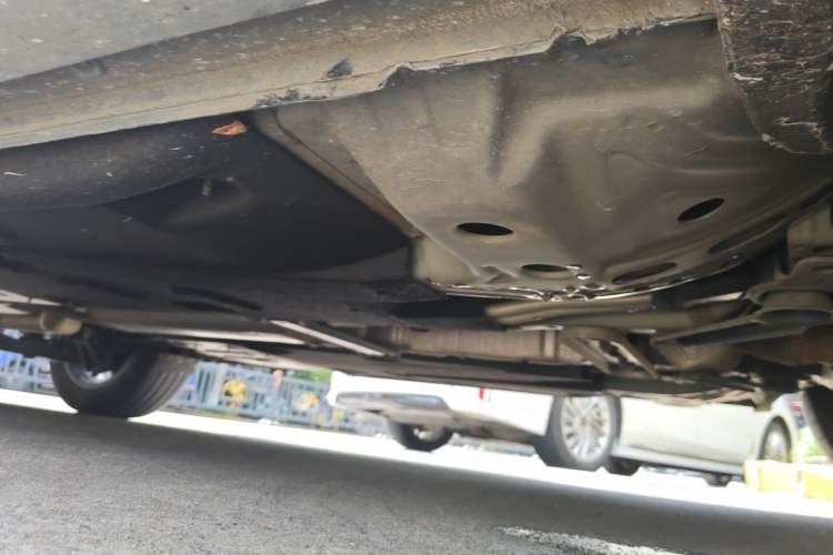 Used Buick Envision 2023 Encore S 652T Two-Wheel-Drive Luxury Model Chassis Front Right