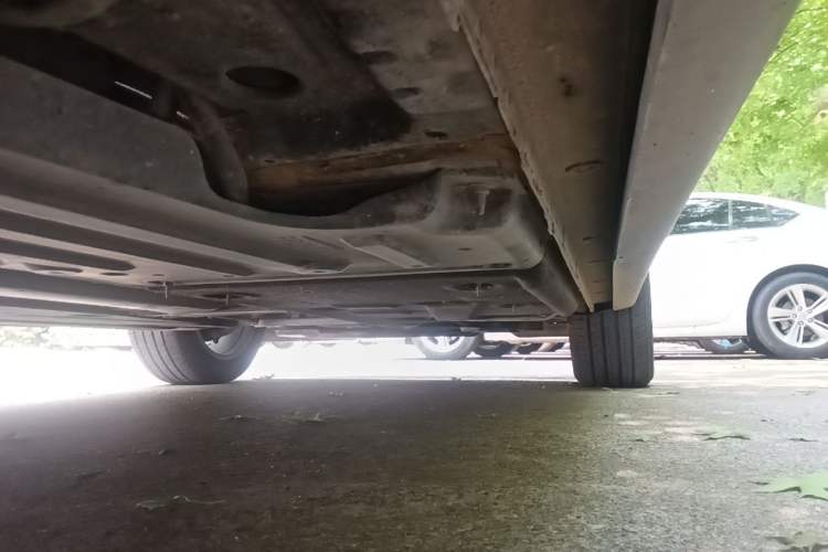 Used Buick Envision 2023 Encore S 552T Two-Wheel Drive Luxury Model Chassis Rear Right