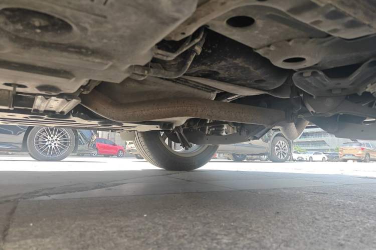 Used Buick Envision 2023 Encore S 552T Two-Wheel Drive Luxury Model Chassis Rear Right