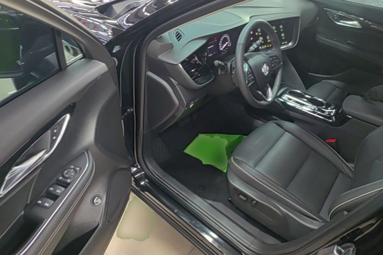 Used Buick Envision 2023 Encore Plus 652T Five-Seat Luxury Model Driver Seat