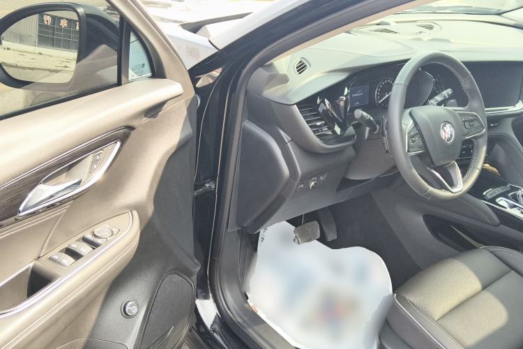 Used Buick Envision 2023 Encore Plus 652T Five-Seat Luxury Model Driver Seat