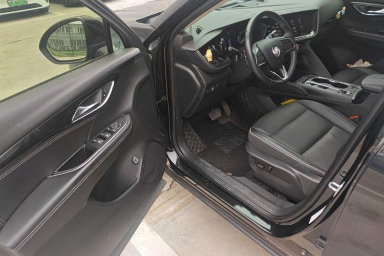Used Buick Envision 2023 Encore S 552T Two-Wheel Drive Luxury Model Driver Seat