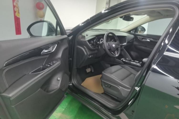 Used Buick Envision 2023 Encore S 652T Two-Wheel-Drive Luxury Model Driver Seat