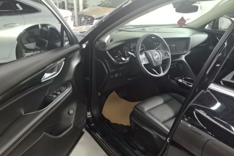 Used Buick Envision 2023 Encore S 652T Two-Wheel-Drive Luxury Model Driver Seat
