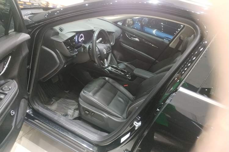 Used Buick Envision 2023 Encore S 552T Two-Wheel Drive Luxury Model Driver Seat