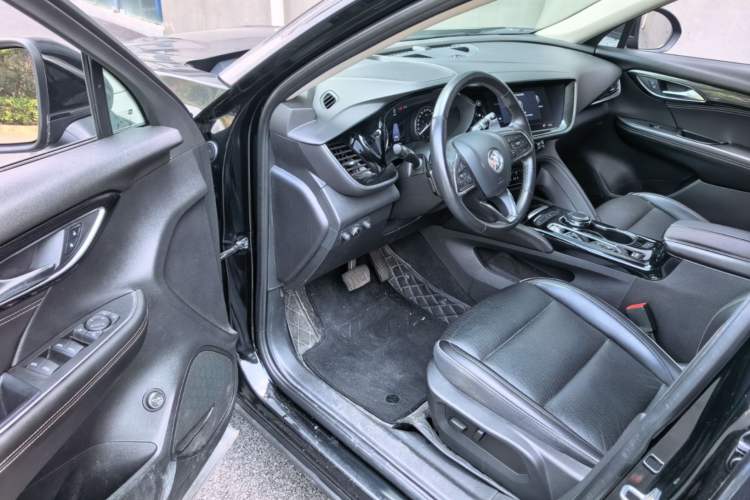 Used Buick Envision 2023 Encore Plus 652T Five-Seat Luxury Model Driver Seat