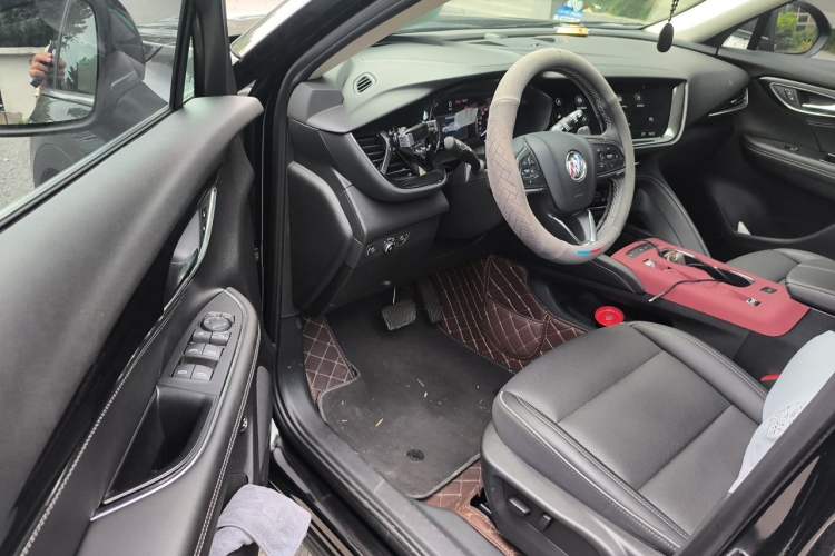 Used Buick Envision 2023 Encore S 552T Two-Wheel Drive Luxury Model Driver Seat