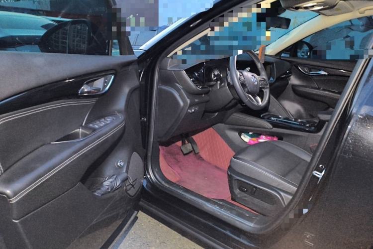 Used Buick Envision 2023 Encore Plus 652T Five-Seat All-Wheel-Drive Luxury Model Driver Seat