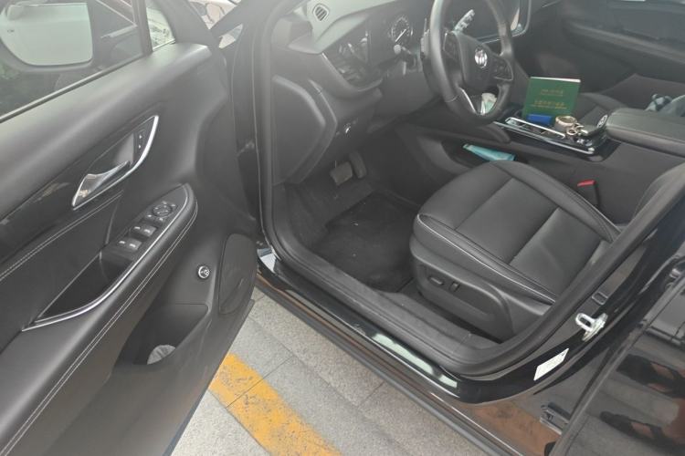 Used Buick Envision 2023 Encore Plus 652T Five-Seat Luxury Model Driver Seat