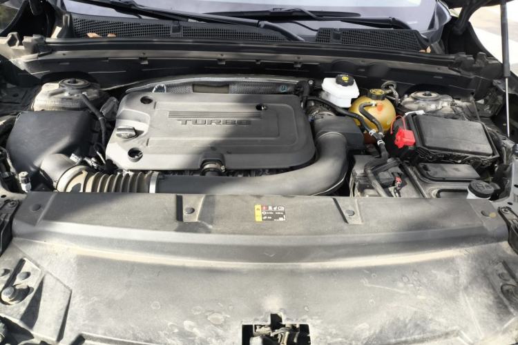 Used Buick Envision 2023 Encore Plus 652T Five-Seat Luxury Model Engine Bay