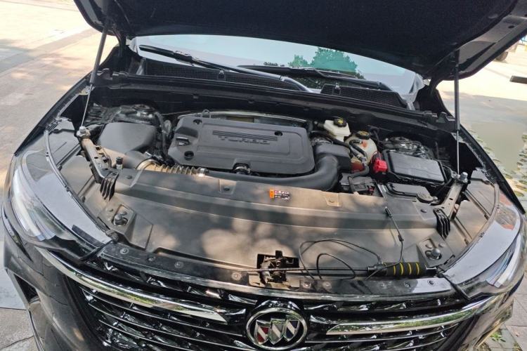 Used Buick Envision 2023 Encore Plus 652T Five-Seat Luxury Model Engine Bay