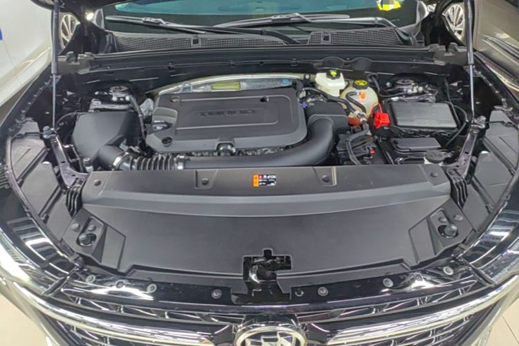 Used Buick Envision 2023 Encore Plus 652T Five-Seat Luxury Model Engine Bay