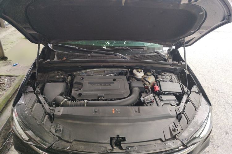 Used Buick Envision 2023 Encore Plus 652T Five-Seat Luxury Model Engine Bay