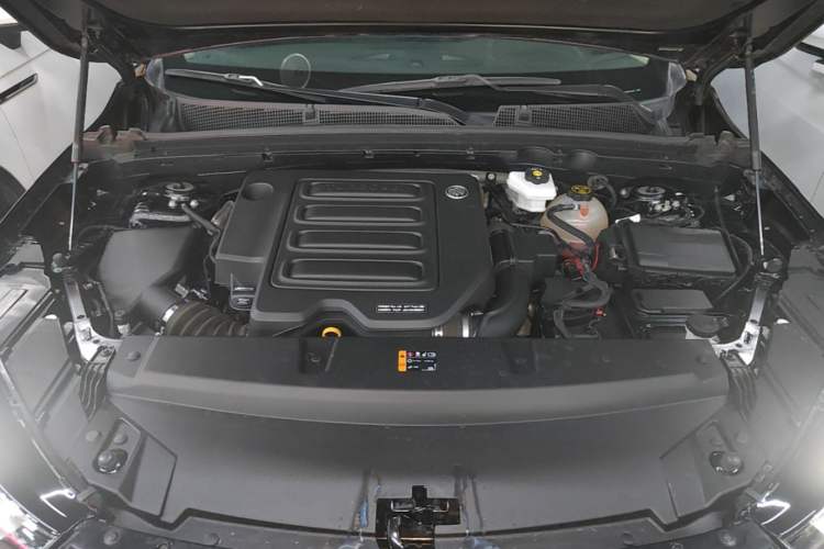 Used Buick Envision 2023 Encore S 552T Two-Wheel Drive Luxury Model Engine Bay