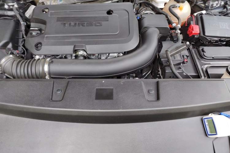 Used Buick Envision 2023 Encore S 652T Two-Wheel-Drive Luxury Model Engine Bay
