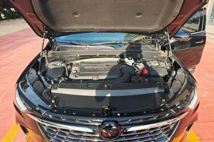 Used Buick Envision 2023 Encore Plus 652T Five-Seat Luxury Model Engine Bay