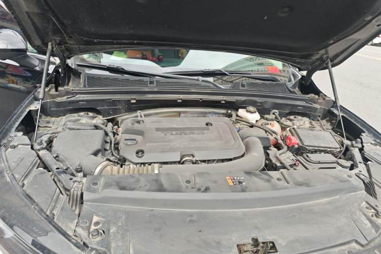 Used Buick Envision 2023 Encore Plus 652T Five-Seat Luxury Model Engine Bay