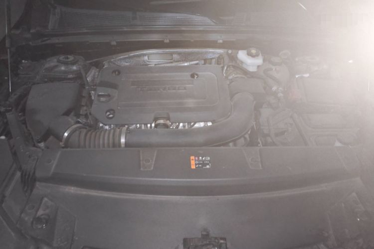 Used Buick Envision 2023 Encore Plus 652T Five-Seat Luxury Model Engine Bay