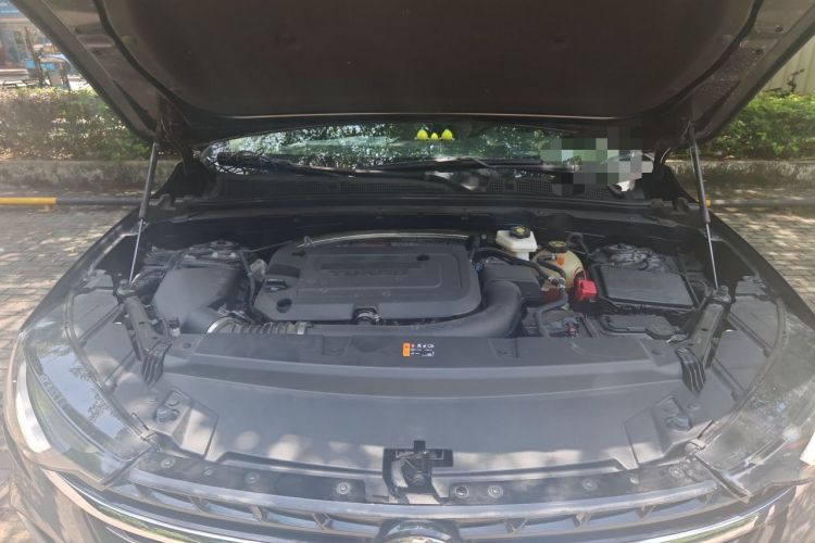 Used Buick Envision 2023 Encore Plus 652T Five-Seat All-Wheel-Drive Luxury Model Engine Bay